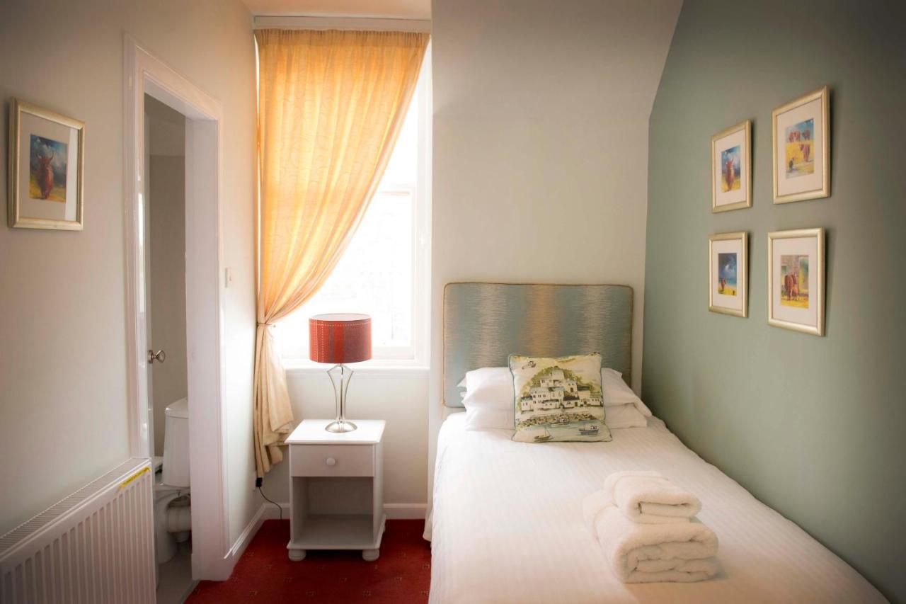 קולן The Royal Oak Hotel מראה חיצוני תמונה